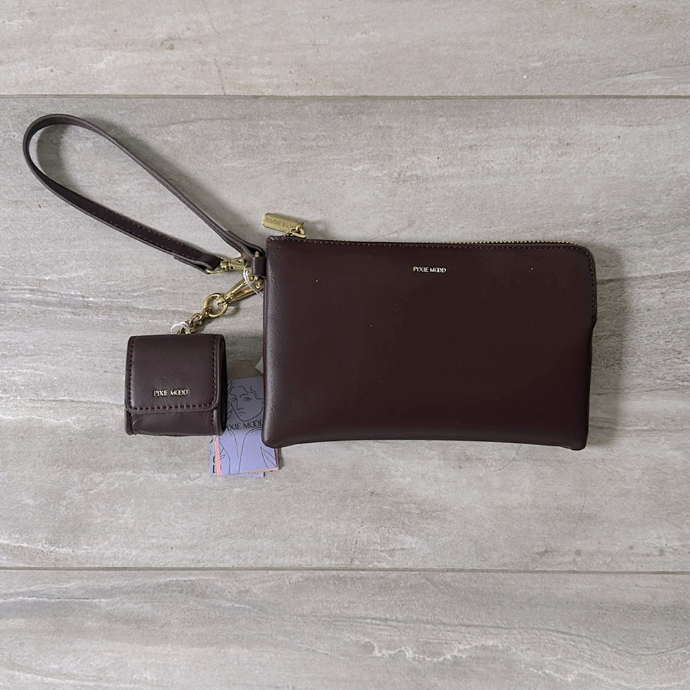 Pixie mood clutch / wristlet and airpods case cover